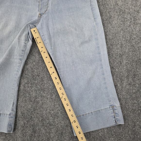 Levis Jeans Womens 13 Light Wash Low Slouch Cropped Wide Leg Denim Button Fly - Picture 7 of 16